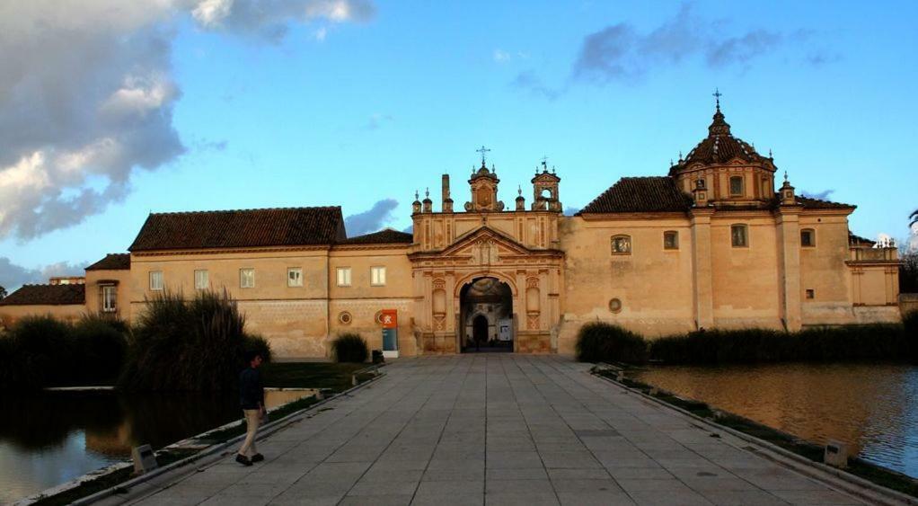 Loft Aire Sevilla Cathedral Exterior photo